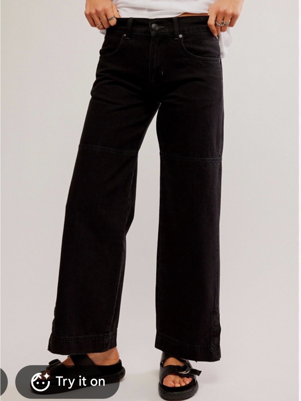 So trendy!! We The Free Benji relaxed wide-leg Jean, 25, EUC